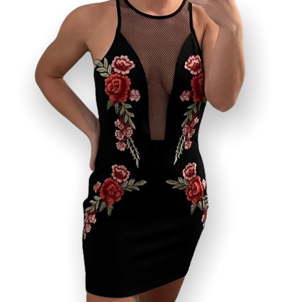 Forever 21 Sexy Embroidered Fishnet Dress M